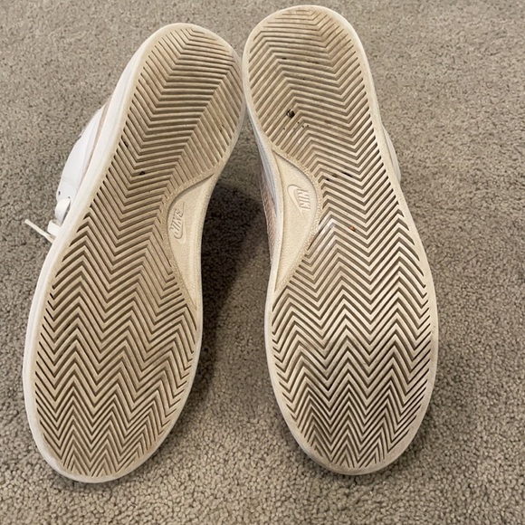 Nike court mid tops. White and tan Faux Snake skin swoosh. - Picture 7 of 8